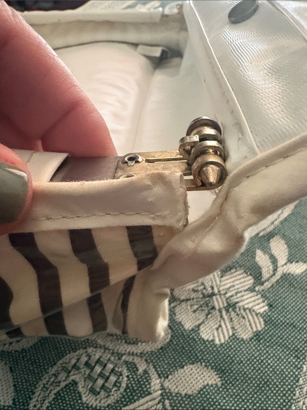 Vintage Henri Bendel Iconic Brown Striped Cosmetic Bag - Picture 8 of 8